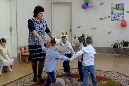 Как хрюша маму с праздником поздравил Как хрюша маму с праздником поздравил